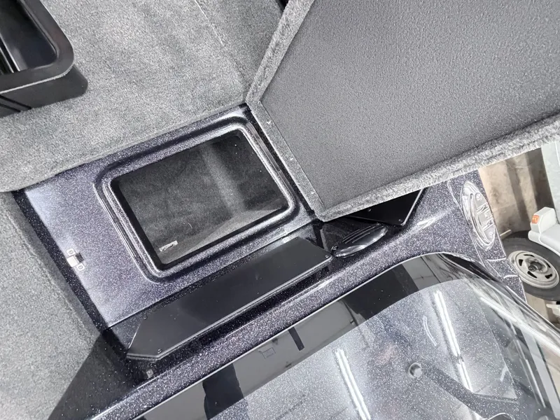 Slide: The Image of Skeeter WXR 1910F 2026 - 40