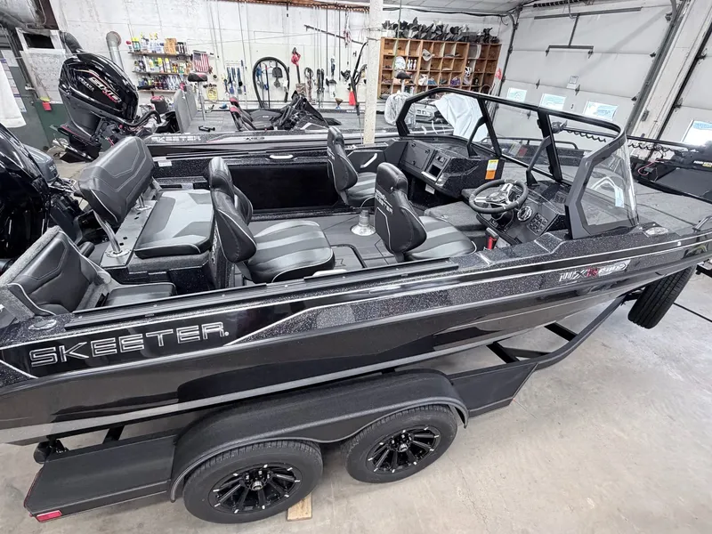 Slide: The Image of Skeeter WXR 1910F 2026 - 50