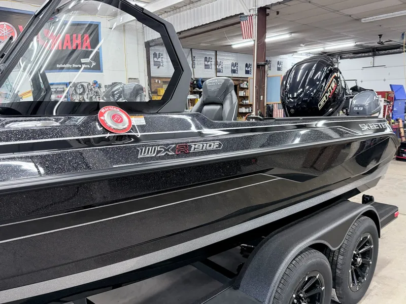 Slide: The Image of Skeeter WXR 1910F 2026 - 6