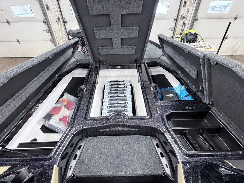 Slide: The Image of Skeeter ZXE20 2026 - 26