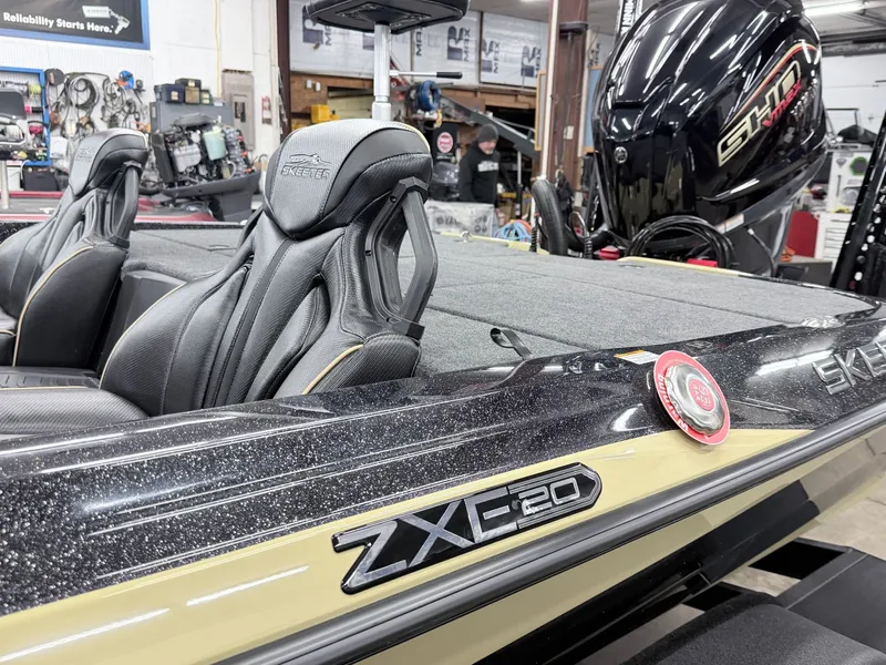 Slide: The Image of Skeeter ZXE20 2026 - 6