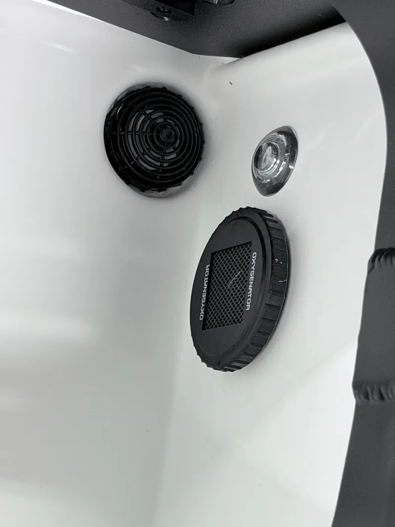 Slide: The Image of Skeeter ZXE21 2026 - 25