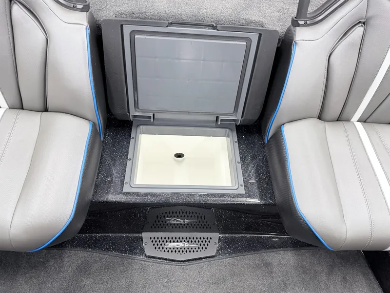 Slide: The Image of Skeeter ZXE21 2026 - 31