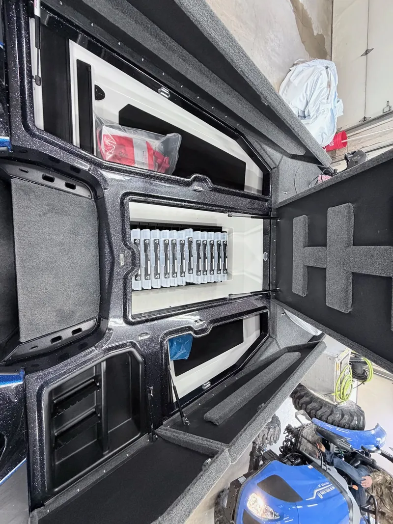 Slide: The Image of Skeeter ZXE21 2026 - 6