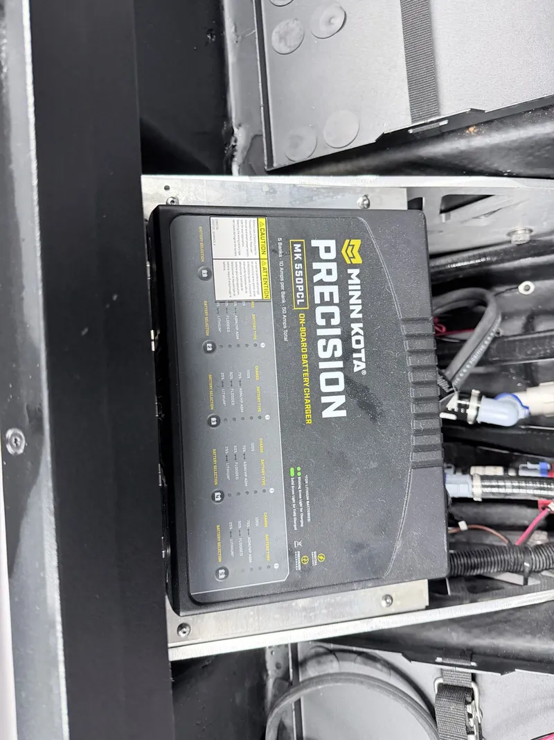 Slide: The Image of Skeeter ZXE20 2026 - 12