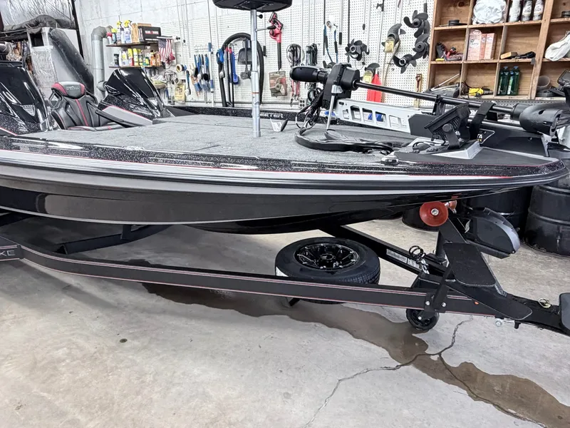 Slide: The Image of Skeeter ZXE20 2026 - 14