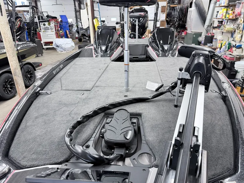 Slide: The Image of Skeeter ZXE20 2026 - 15