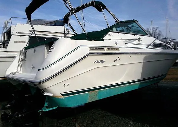 Slide: The Image of Sea Ray 270 Sundancer 1990 - 4