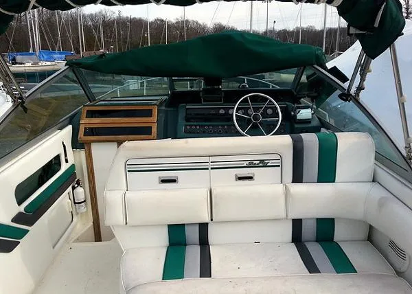 Slide: The Image of Sea Ray 270 Sundancer 1990 - 6