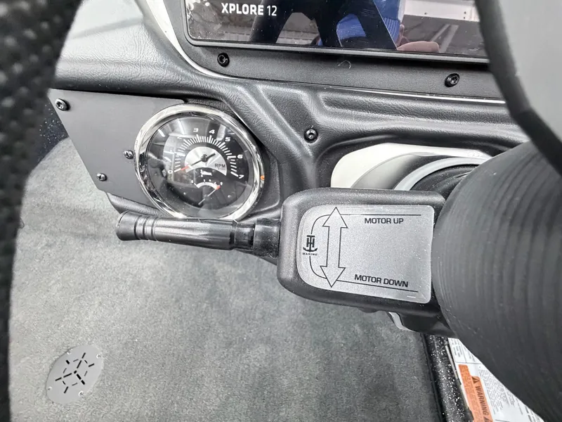 Slide: The Image of Skeeter ZXR20 SE 2026 - 15