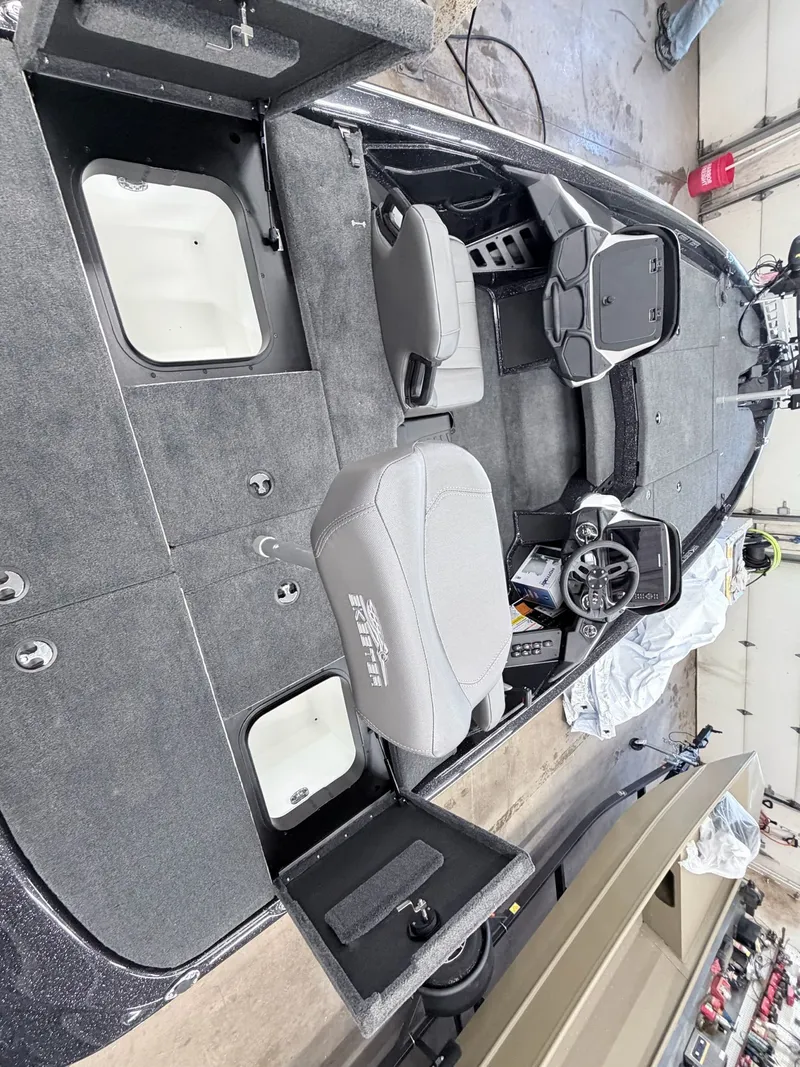 Slide: The Image of Skeeter ZXR20 SE 2026 - 3