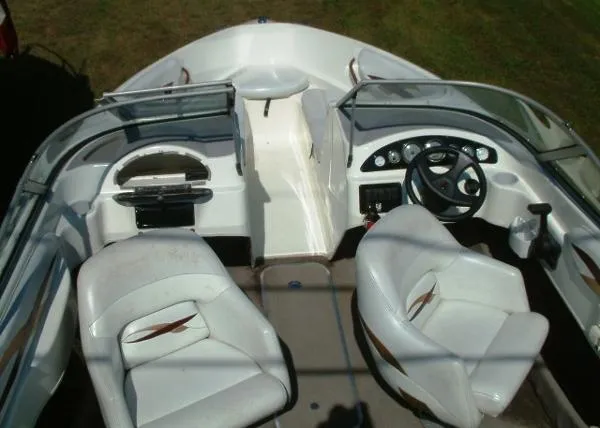 Slide: The Image of Wellcraft 190 Bowrider-Platinum Edition 2002 - 7