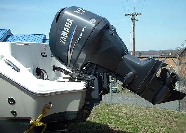 Slide: The Image of Polar 2300 Center Console 2007 - 8