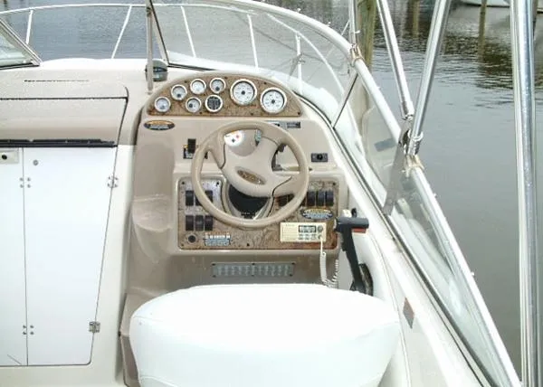 Slide: The Image of Bayliner 2455 Ciera 2001 - 6