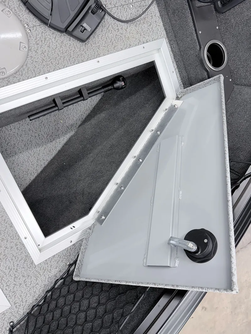 Slide: The Image of Starweld Flex Pro 17 Tiller 2025 - 23