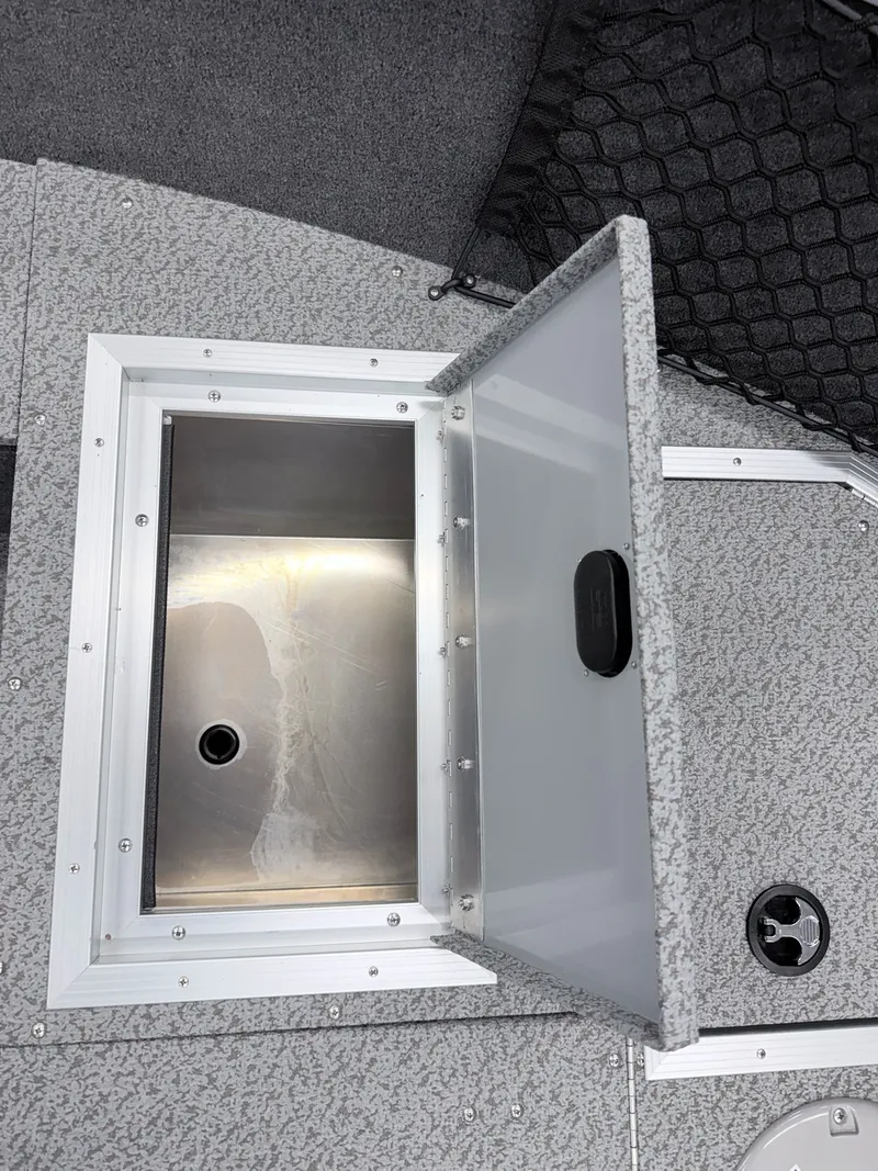 Slide: The Image of Starweld Flex Pro 17 Tiller 2025 - 24