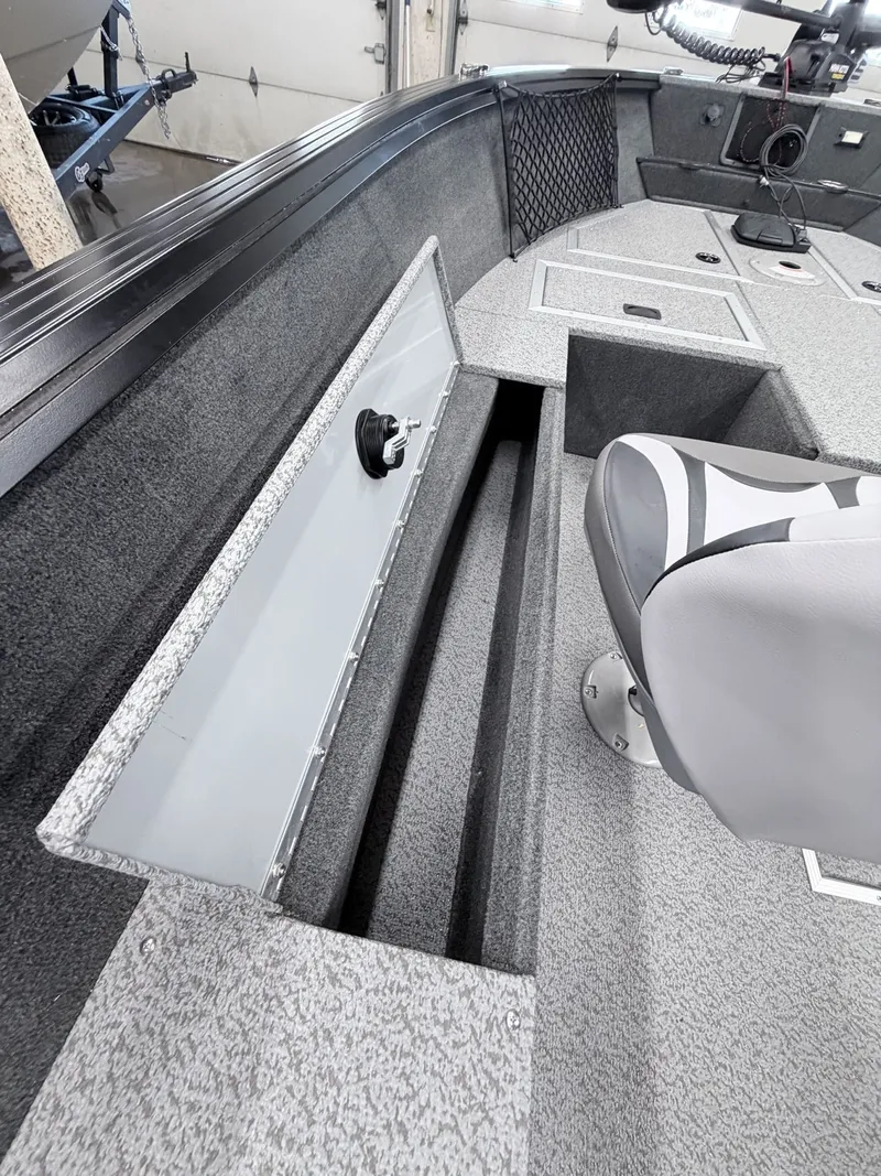 Slide: The Image of Starweld Flex Pro 17 Tiller 2025 - 26