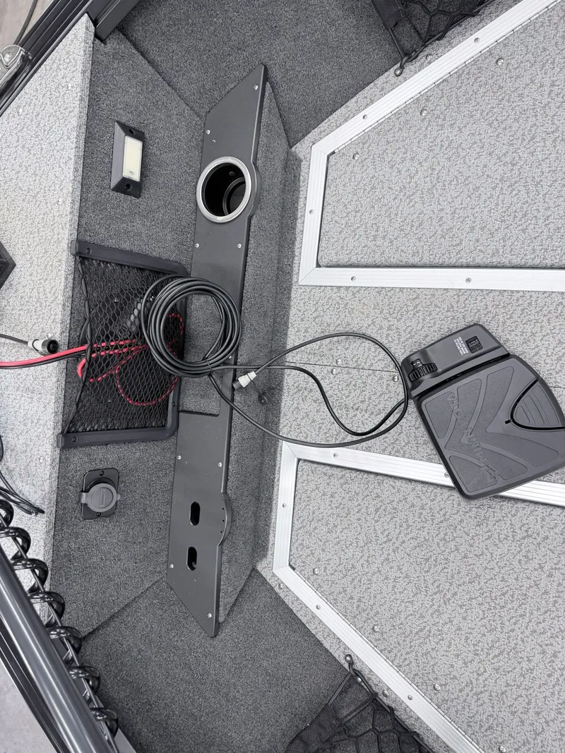 Slide: The Image of Starweld Flex Pro 17 Tiller 2025 - 9