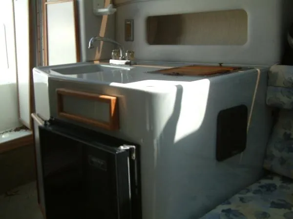 Slide: The Image of Sea Ray 220 Cuddy Cabin 1991 - 11