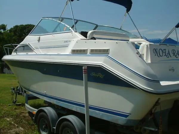 Slide: The Image of Sea Ray 220 Cuddy Cabin 1991 - 3