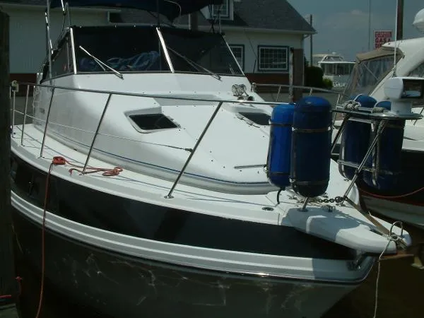 Slide: The Image of Carver Yachts Mariner 1993 - 3