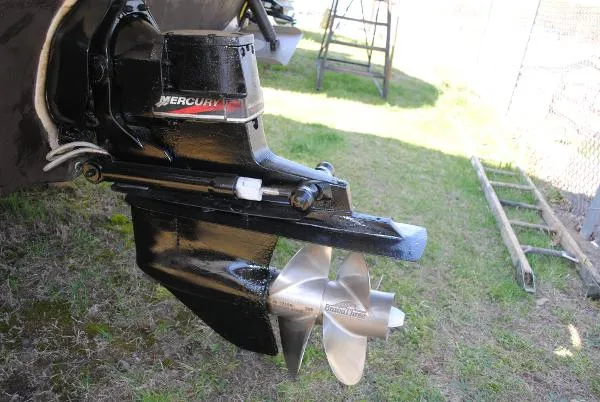 Slide: The Image of Sea Ray Sundancer 2004 - 8