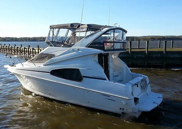 Slide: The Image of Silverton 330 Sport Bridge 2005 - 6