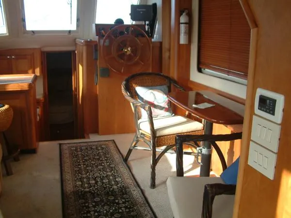 Slide: The Image of Mainship Trawler NEW ARRIVAL !!!! 2006 - 11