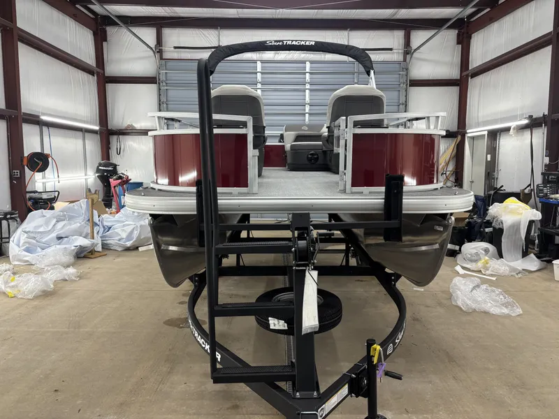 Slide: The Image of Sun Tracker Bass Buggy 16 XL Select 2026 - 11