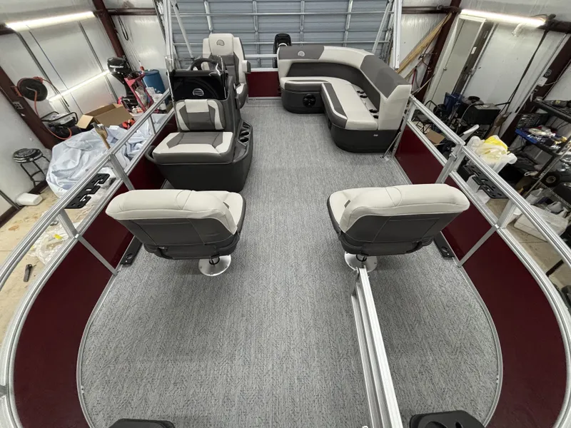 Slide: The Image of Sun Tracker Bass Buggy 16 XL Select 2026 - 4