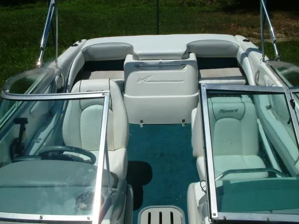 Slide: The Image of Sea Ray 210 Bow Rider 1996 - 1