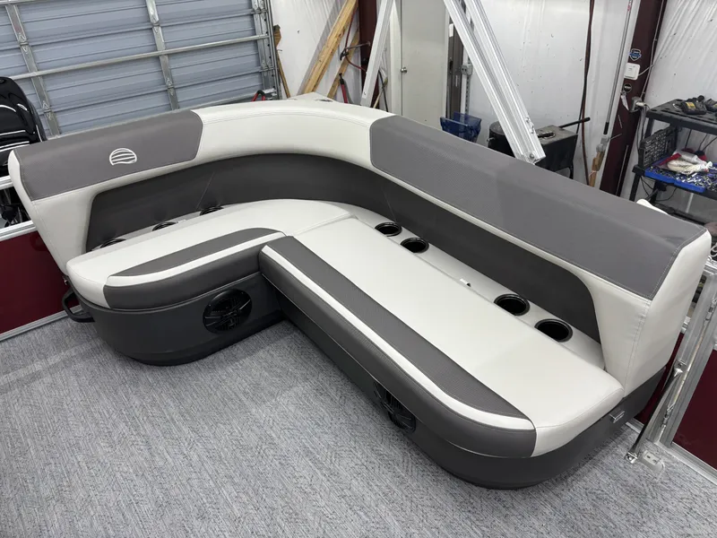 Slide: The Image of Sun Tracker Bass Buggy 16 Select 2026 - 10