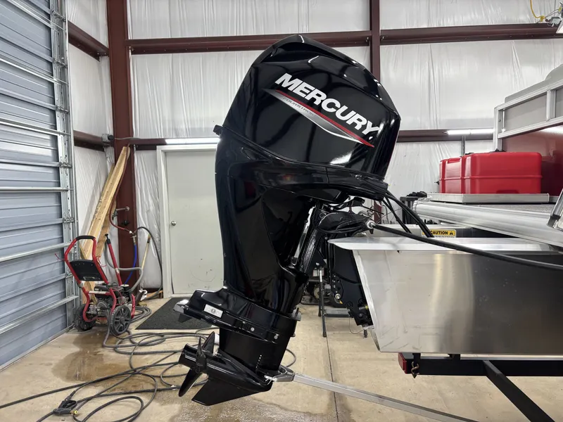 Slide: The Image of Sun Tracker Bass Buggy 16 Select 2026 - 4