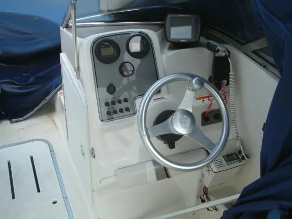 Slide: The Image of Wellcraft Sportsman 180 New Arrival!!! 2003 - 4