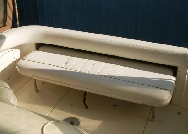Slide: The Image of Sea Ray 290 Sundancer 1997 - 11