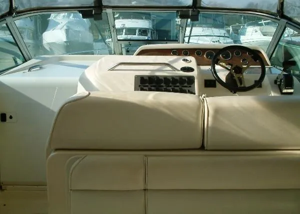 Slide: The Image of Sea Ray 290 Sundancer 1997 - 7