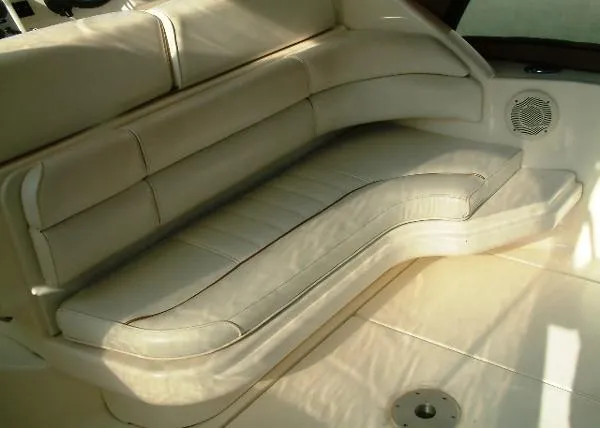 Slide: The Image of Sea Ray 290 Sundancer 1997 - 8