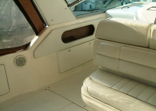 Slide: The Image of Sea Ray 290 Sundancer 1997 - 9