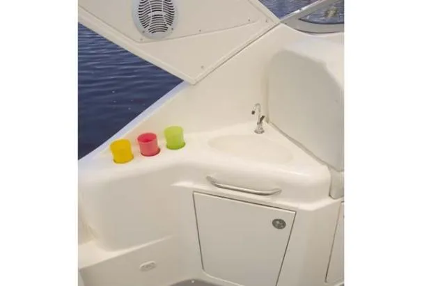 Slide: The Image of Bayliner 305 SB Cruiser 2007 - 4