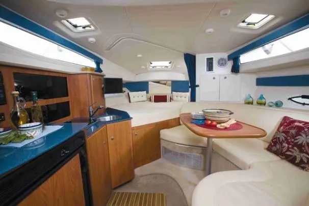 Slide: The Image of Bayliner 305 SB Cruiser 2007 - 5