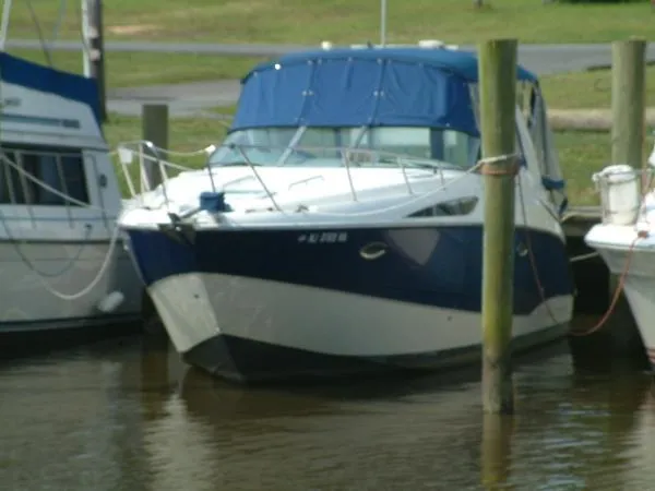 Slide: The Image of Bayliner 305 SB Cruiser 2007 - 8