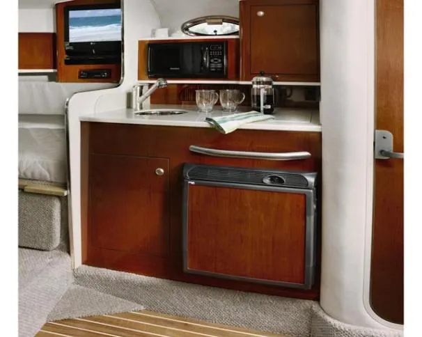 Slide: The Image of Sea Ray 280 Sundancer 2008 - 5