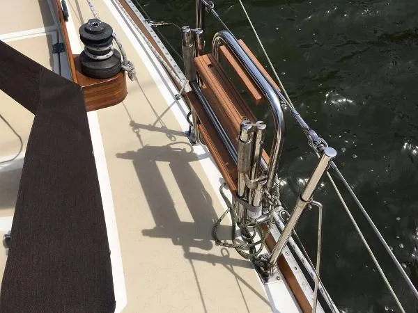 Slide: The Image of Cape Dory Cutter 1984 - 8