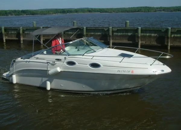 Slide: The Image of Sea Ray 240 Sundancer 2004 - 5