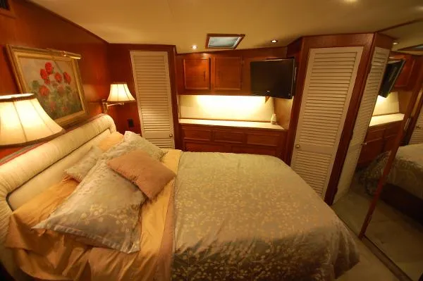 Slide: The Image of Ocean Yachts Super Sport Low Profile Galley 1986 - 11