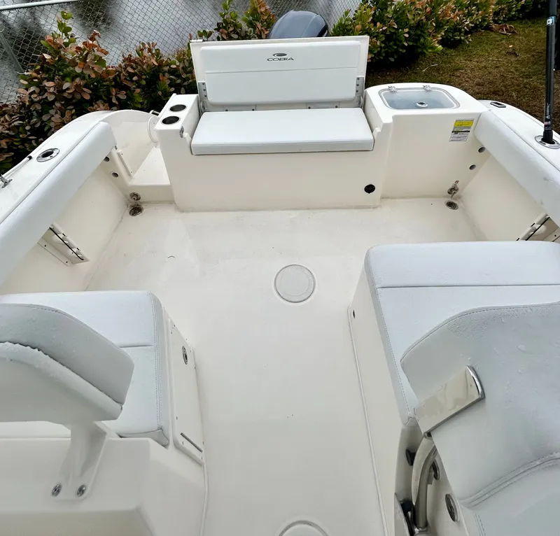 Slide: The Image of Cobia 220 Dual Console 2024 - 7