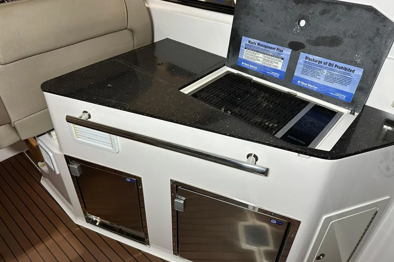 Slide: The Image of Cockpit Grill, Wetter, ice maker, refrigerator. - 13