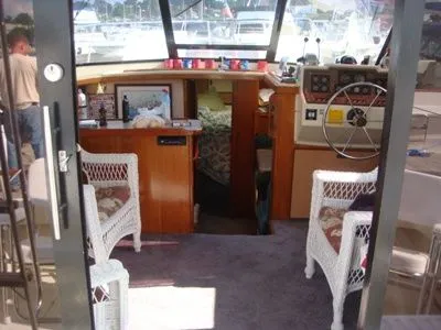 Slide: The Image of Trojan F-32 Flybridge Convertible 1986 - 10