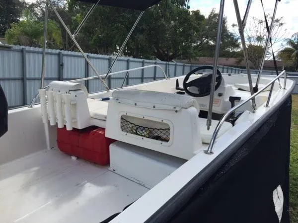 Slide: The Image of Boston Whaler 15 SPORT 2005 - 2
