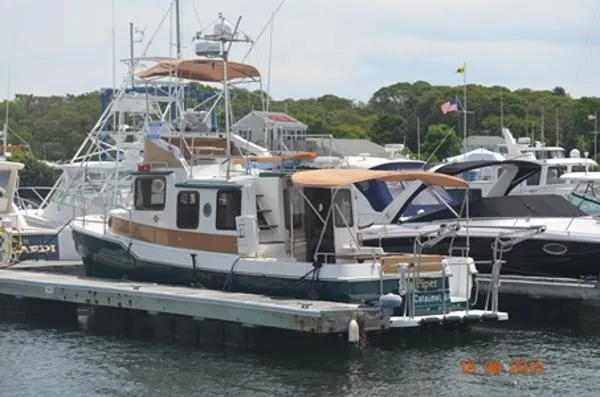 Slide: The Image of Ranger Tug R-31 2013 - 2